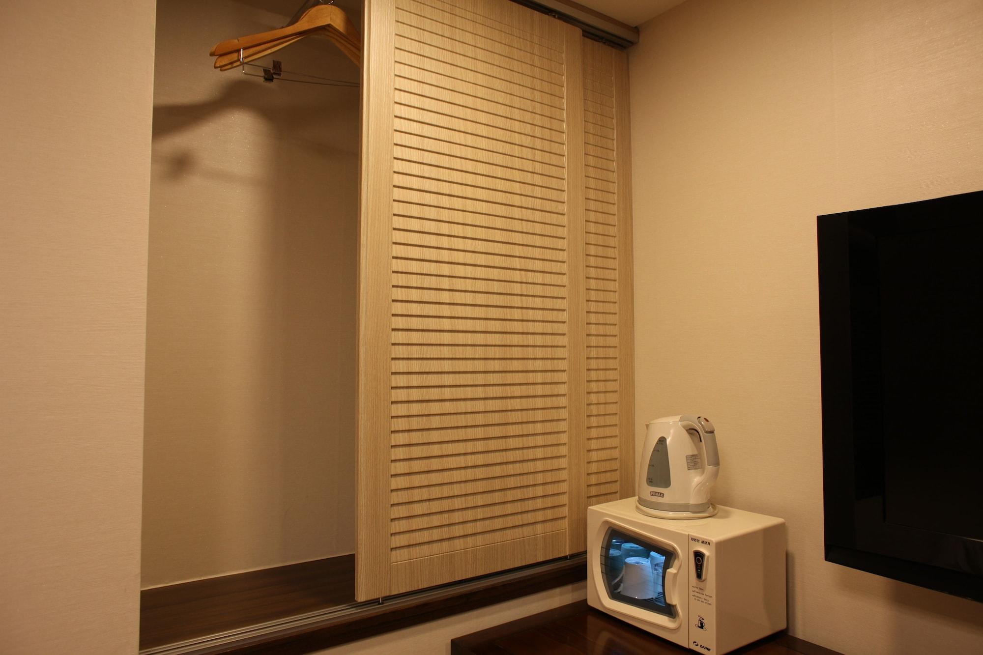 Hill House Seoul Myeongdong Hotel ภายนอก รูปภาพ