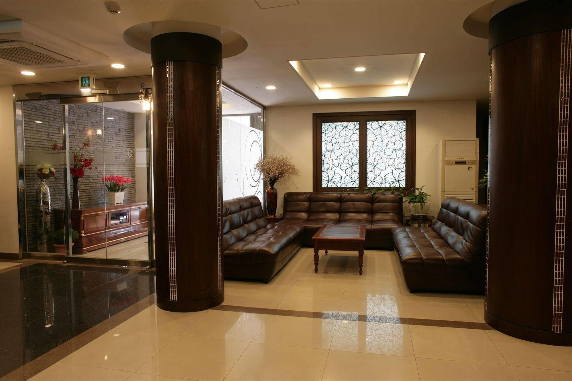 Hill House Seoul Myeongdong Hotel ภายนอก รูปภาพ